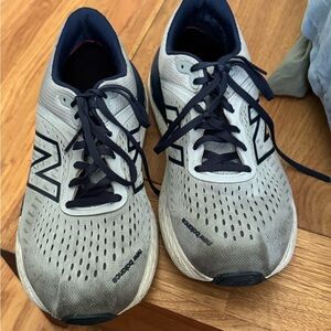 New Balance Men's Fresh Foam X 1540V4 Running Shoe Quartz Grey/Navy Mens Sz 9.5